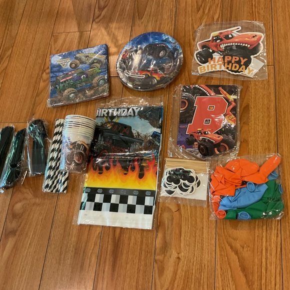 Monster Truck Birthday Party Supplies Set - Picture 2 of 2